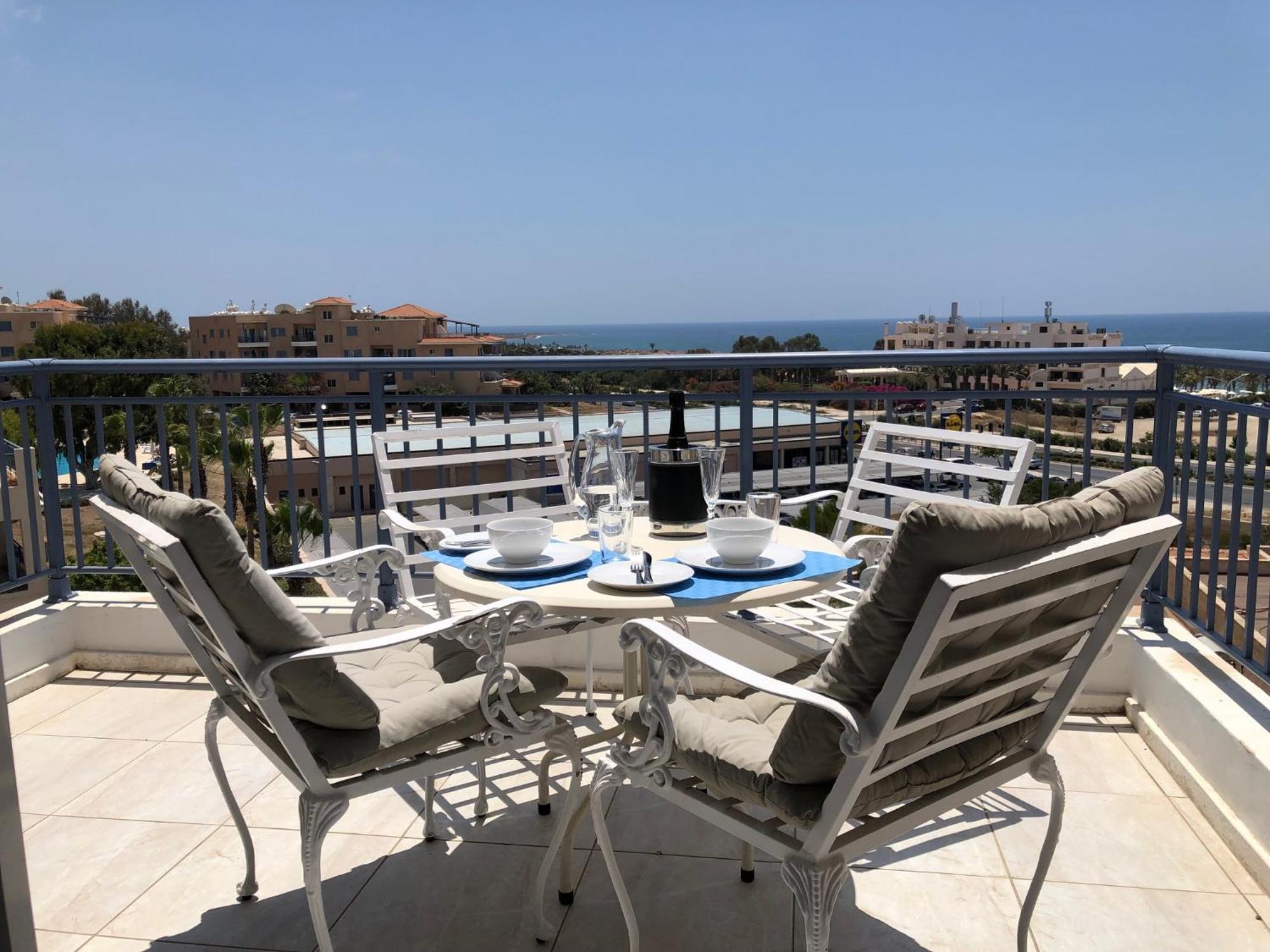 Kings Palace - Modern Penthouse With Incredible Sea Views Apartament Pafos