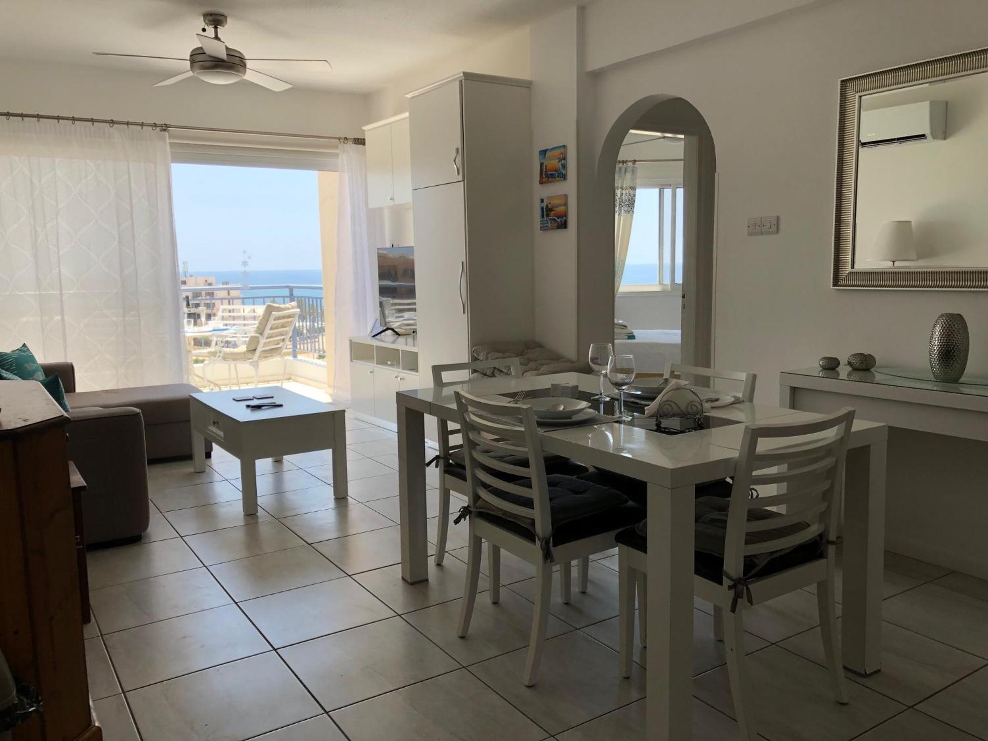 Kings Palace - Modern Penthouse With Incredible Sea Views Apartament